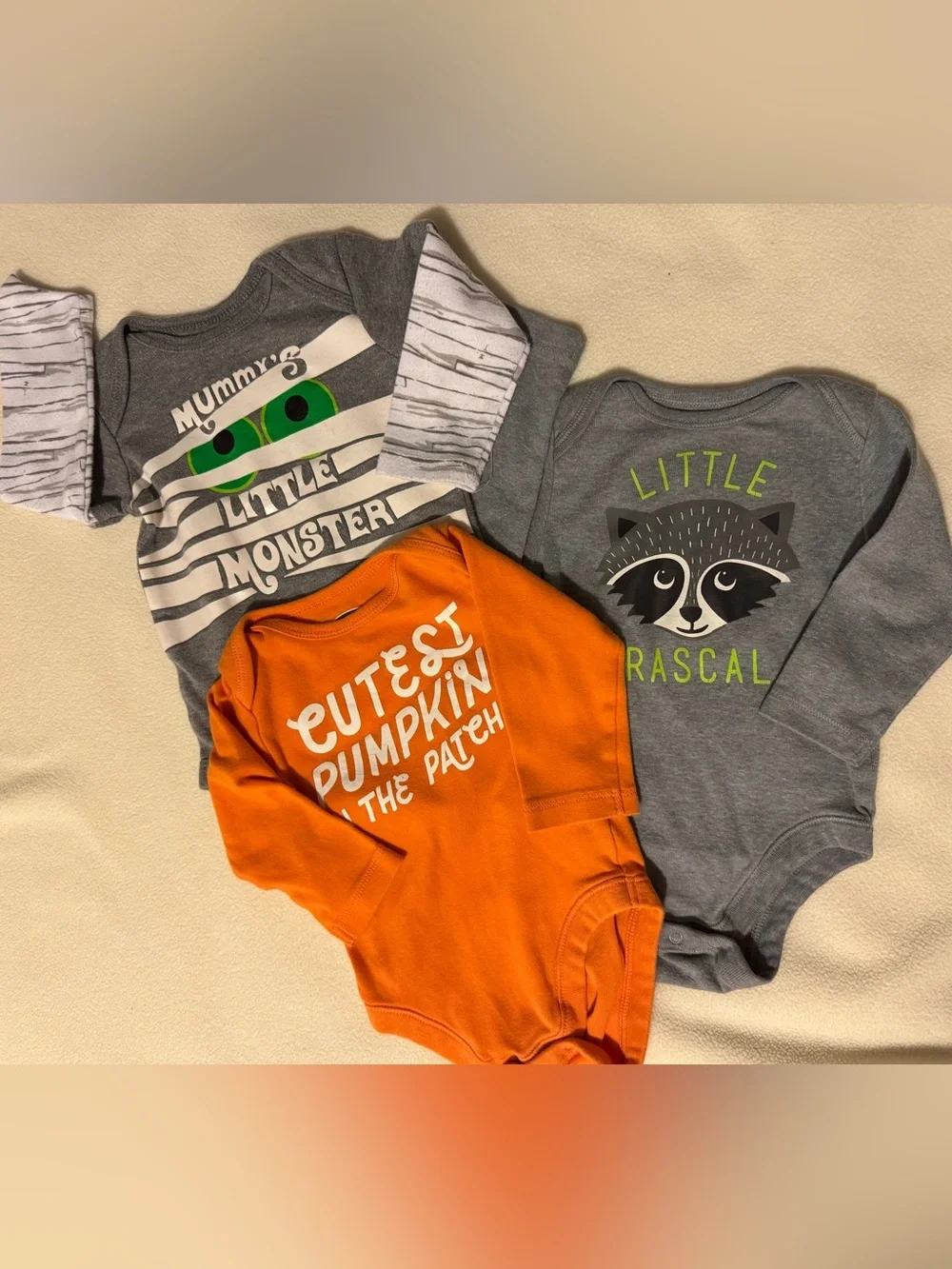 Old Navy Onesies 3-6m Mummy Raccoon Pumpkin Orange Gray White Lot/3 Long Sleeves
